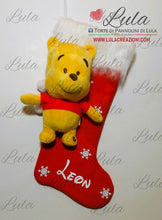 Carica l&#39;immagine nel visualizzatore di Gallery, Calza Natale personalizzata con nome natalizia Natale Epifania befana winnie the pooh idea regalo bimba bambina femmina bimbo bambino maschio Lula Creazioni Torte di pannolini 2023 2024
