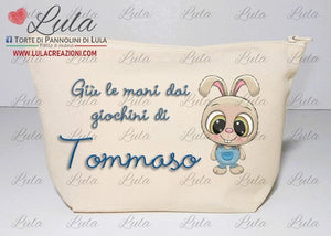 torta di pannolini pampers pochette bustina borsetta organizer personalizzata lula creazioni idea regalo nascita battesimo baby shower utile originale particolare maschio femmina bimbo bimba bambino bambina economica shop online spedizioni italia ancona roma milano torino coniglietto giù le mani dai giochi