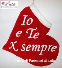 Carica l&#39;immagine nel visualizzatore di Gallery, Calza Natale personalizzata con nome cuore amore love ti amo dedica natalizia Epifania befana idea regalo Natale ragazza ragazzo fidanzata donna Lula Creazioni 
