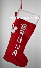 Carica l&#39;immagine nel visualizzatore di Gallery, Calza Natale personalizzata con nome dedica rosso famiglia Epifania befana idea regalo bimbo bimba bambina bambino Lula Creazioni
