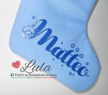 Carica l&#39;immagine nel visualizzatore di Gallery, Calza befana Natale epifania Lula Creazioni nome personalizzato peluche idea regalo natalizia maschio azzurro bambino bimbo pon pon
