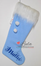 Carica l&#39;immagine nel visualizzatore di Gallery, Calza befana Natale epifania Lula Creazioni nome personalizzato peluche idea regalo natalizia maschio azzurro bambino bimbo pon pon
