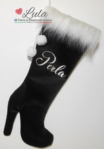 Calza befana Natale epifania Lula Creazioni stivale tacco pon pon velluto nero nome personalizzato peluche idea regalo natalizia lei ragazza donna moda mamma nonna