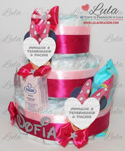 Carica l&#39;immagine nel visualizzatore di Gallery, Torta di pannolini CARTOONS a 3 Piani - Torte di Pannolini di Lula Minnie Topolino Pampers personalizzabile fucsia celeste azzurra maschio femmina rosa verde idea regalo gravidanza nascita battesimo baby shower neonato bella utile originale shop online spedizioni italia ancona personalizzabile prodotti igiene
