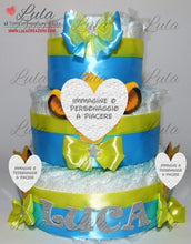 Carica l&#39;immagine nel visualizzatore di Gallery, Torta di pannolini CARTOONS a 3 Piani - Torte di Pannolini di Lula Minnie Topolino Pampers personalizzabile fucsia celeste azzurra maschio femmina rosa verde idea regalo gravidanza nascita battesimo baby shower neonato bella utile originale shop online spedizioni italia ancona personalizzabile re leone simba
