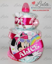 Carica l&#39;immagine nel visualizzatore di Gallery, torta di pannolini Lula Creazioni pampers idea regalo utile originale bella gravidanza baby shower nascita battesimo minnie set pappa piatto rosa femmina
