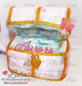 Torta di Pannolini SCRIGNO Lula Creazion rosa femmina idea regalo utile bella originale pampers gravidanza dolce attesa shop online spedizioni italia ancona milano bologna bambina elegante particolare