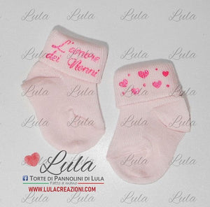 calzini personalizzati idea regalo nascita battesimo baby shower natale battesimo pasqua economico utile particolare neonato maschio femmina rosa azzurro torta di pannolini pampers shop online spedizioni italia ancona milano torino 