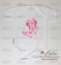 Carica l&#39;immagine nel visualizzatore di Gallery, Torte di pannolini di lula creazioni - body personalizzato nome Minnie femmina rosa idea regalo nascita battesimo baby shower shop online spedizioni italia ancona
