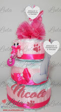 Carica l&#39;immagine nel visualizzatore di Gallery, Torta di pannolini di Lula Creazioni rosa fucsia aristogatti duchessa gatto femmina idea regalo bimba nTorta di pannolini pon pon personaggio a piacere topolino minnie principessa unisex maschio femmina rosa azzurro celeste giallo fucsia rosso verde idea regalo bella utile originale pampers nascita neonato gravidanza baby shower battesimo shop online spedizioni italia ancona massaggiagengive silicone gatto aristogattiascita battesimo baby shower
