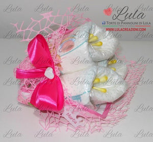 Torta di Pannolini di Lula Creazioni - bouquet fiori calle idea regalo nascita pampers battesimo baby shower bavaglino femmina rosa bella utile originale shop online spedizioni italia ancona