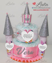 Carica l&#39;immagine nel visualizzatore di Gallery, Torta di Pannolini CASTELLO grande Lula Creazioni - bavaglino personalizzato Minnie rosa femmina idea regalo nascita battesimo gravidanza baby shower utile bella originale pampers shop online spedizioni italia ancona
