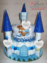 Carica l&#39;immagine nel visualizzatore di Gallery, Torta di Pannolini CASTELLO Simple - Lula Creazioni - azzurro blu maschio + bavaglino personalizzato baby Topolino
