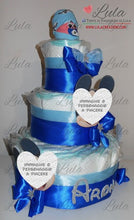 Carica l&#39;immagine nel visualizzatore di Gallery, Torta di pannolini CARTOONS a 3 Piani - Torte di Pannolini di Lula Minnie Topolino Pampers personalizzabile fucsia celeste azzurra maschio femmina rosa verde idea regalo gravidanza nascita battesimo baby shower neonato bella utile originale shop online spedizioni italia ancona personalizzabile Topolino
