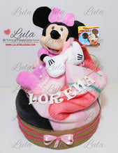 Carica l&#39;immagine nel visualizzatore di Gallery, Torta di pannolini bella utile bella particolare originale idea regalo nascita battesimo baby shower maschio femmina pampers shop online spedizioni italia ancona peluche coperta minnie topolino
