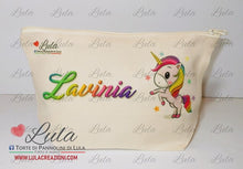 Carica l&#39;immagine nel visualizzatore di Gallery, torta di pannolini pampers pochette bustina borsetta organizer personalizzata lula creazioni idea regalo nascita battesimo baby shower utile originale particolare maschio femmina bimbo bimba bambino bambina economica shop online spedizioni italia ancona roma milano torino unicorno
