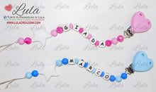 Carica l&#39;immagine nel visualizzatore di Gallery, catenella portaciuccio cuore stella rosa fucsia celeste azzurro maschio femmina personalizzata nome bimbo maschio azzurro celeste idea regalo utile particolare baby shower nascita battesimo spedizioni italia ancona milano napoli venezia shop online
