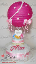 Carica l&#39;immagine nel visualizzatore di Gallery, Torte di pannolini di Lula Creazioni - Mongolfiera personalizzabile fucsia celeste azzurra maschio femmina rosa idea regalo gravidanza nascita battesimo baby shower neonato bella utile originale shop online spedizioni italia ancona topolino principessa  cenerentola biancaneve aurora
