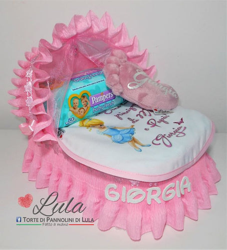 Torta di pannolini CULLA carrozzina grande + bavaglino personalizzato Principessa nome dedica rosa femmina piedino peluche salviette idea regalo nascita battesimo baby shower shop