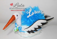 Carica l&#39;immagine nel visualizzatore di Gallery, Torta di Pannolini di Lula Creazioni Cicogna azzurra idea regalo utile bella originale nascita gravidanza battesimo baby shower pampers shop online spedizioni italia ancona
