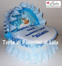 Carica l&#39;immagine nel visualizzatore di Gallery, Torta di pannolini CULLA carrozzina + Bavaglino personalizzato nome dedica - Torte di Pannolini di Lula idea regalo bella utile originale pampers gravidanza nascita baby shower battesimo maschio femmina azzurro celeste rosa blu fucsia. shop online spedizioni italia ancona
