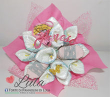 Carica l&#39;immagine nel visualizzatore di Gallery, Torte di Pannolini di Lula Creazioni - Fiori Bouquet idea regalo nascita battesimo baby shower femmina rosa gravidanza pampers utile bella originale bavaglino shop online spedizioni italia ancona
