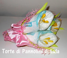 Carica l&#39;immagine nel visualizzatore di Gallery, Torta di Pannolini di Lula Creazioni - bouquet fiori calle idea regalo nascita pampers battesimo baby shower bavaglino femmina rosa bella utile originale shop online spedizioni italia ancona
