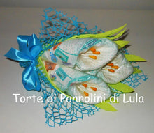 Carica l&#39;immagine nel visualizzatore di Gallery, Torta di Pannolini di Lula Creazioni - bouquet fiori calle idea regalo nascita pampers battesimo baby shower bavaglino maschio azzurro bella utile originale shop online spedizioni italia ancona
