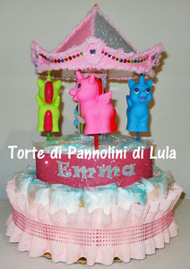 Torta di pannolini Lula Creazioni Giostra Pampers idea regalo nascita battesimo baby shower maschio femmina gravidanza pampers utile bella originale bavaglino shop online spedizioni italia ancona