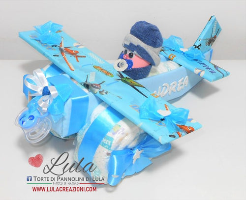 Torta di pannolini Pampers Lula Creazioni aereo bimbo calzini idea regalo nascita battesimo baby shower originale maschio azzurro