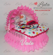 Carica l&#39;immagine nel visualizzatore di Gallery, Torta di pannolini Pampers Lula creazioni culla carrozzina particolare idea regalo nascita battesimo baby shower femmina bimba bambina rosa minnie spedizioni italia ancona milano bologna torino
