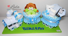 Carica l&#39;immagine nel visualizzatore di Gallery, Torta di pannolini Pampers Treno Lula Creazioni peluche trenino azzurro maschio idea regalo nascita battesimo baby shower originale utile idea regalo gravidanza nascita battesimo baby shower neonato bella utile originale shop online spedizioni italia ancona
