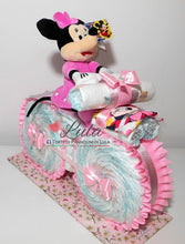 Carica l&#39;immagine nel visualizzatore di Gallery, Torte di Pannolini di Lula Creazioni - MOTO grande + Minnie - rosa femmina  Torte di pannolini di Lula Creazioni Moto peluche Minnie Topolino Pampers personalizzabile fucsia celeste azzurra maschio femmina rosa idea regalo gravidanza nascita battesimo baby shower neonato bella utile originale shop online spedizioni italia ancona
