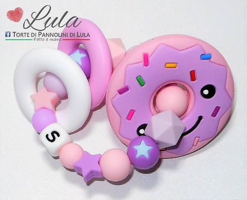 Torte di Pannolini di Lula Creazioni - gioco dentizione silicone con iniziale - femmina ciambella biscotto