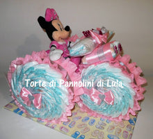 Carica l&#39;immagine nel visualizzatore di Gallery, Torte di pannolini Lula Creazioni - Triciclo Pampers Minnie rosa femmina regalo nascita battesimo festa futura mamma gravidanza neonato bella shop online spedizioni italia ancona
