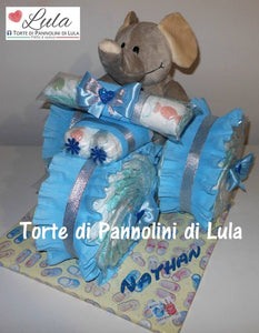 Torte di pannolini Lula Creazioni - Triciclo Pampers peluche particolare azzurro maschio regalo nascita battesimo festa futura mamma gravidanza neonato bella shop online spedizioni italia ancona