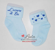 Carica l&#39;immagine nel visualizzatore di Gallery, calzini personalizzati nome idea regalo nascita battesimo baby shower maschio azzurro particolare utile shop online spedizioni italia milano torino ancona (2)
