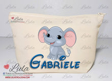 Carica l&#39;immagine nel visualizzatore di Gallery, torta di pannolini pampers pochette bustina borsetta organizer personalizzata lula creazioni idea regalo nascita battesimo baby shower utile originale particolare maschio femmina bimbo bimba bambino bambina economica shop online spedizioni italia ancona roma milano torino elefante dumbo
